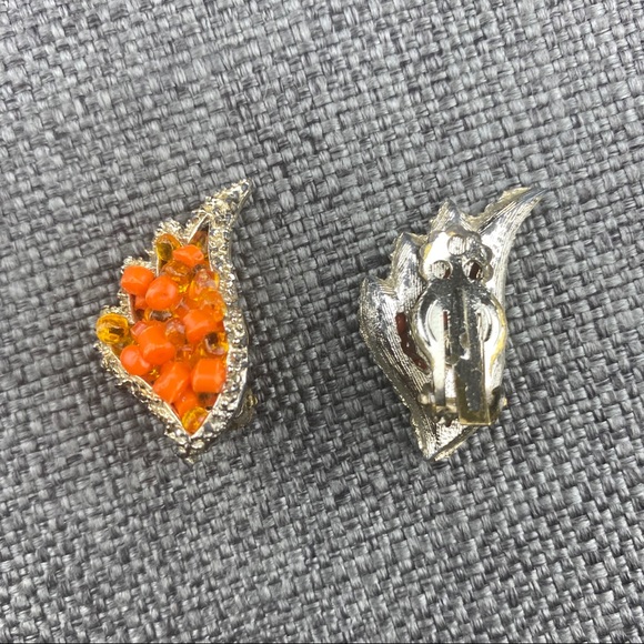 Vintage Beaded Orange Flame W/ Silver Clip Earring - Picture 5 of 6